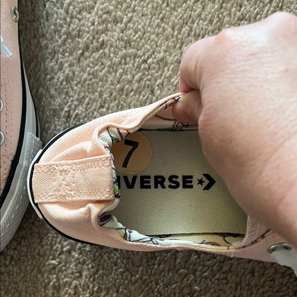Converse Pink /peach  Canvas Low-Top Sneakers with White Soles - Picture 2 of 10